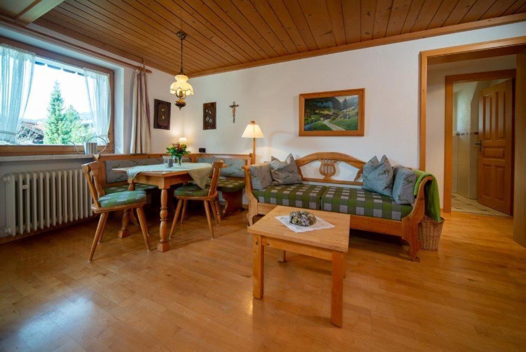 Apartamento Haus Rosenbaechle Bad Hindelang Exterior foto